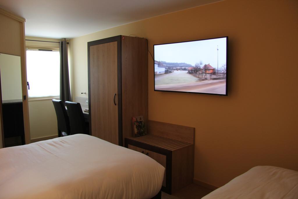 Logis Lhotel Restaurant Antony Verrieres Le Buisson Massy  Bilik gambar